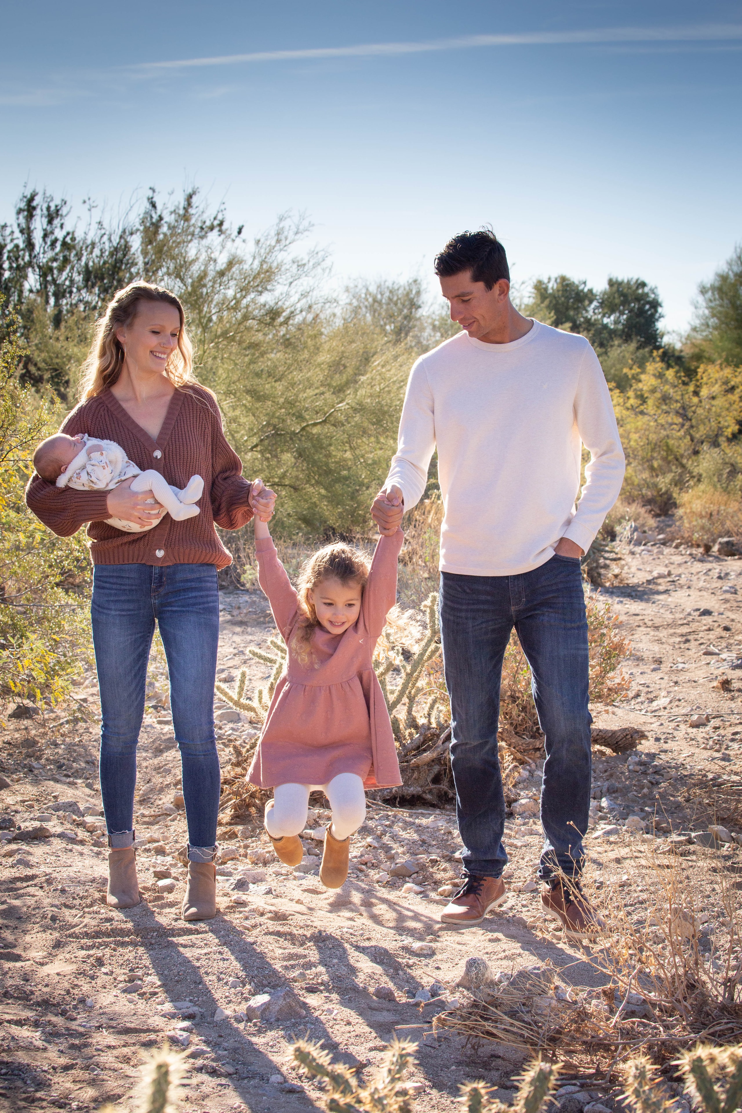 Mike and Amelia Pervolarakis with their daughter at Davis Cup 2022
